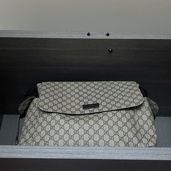 Brand new Gucci diaper bag without tags never used - Picture 2 of 2